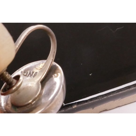 Vintage Sterling Silver Dome Earrings With Screw Backs - Picture 7 of 8